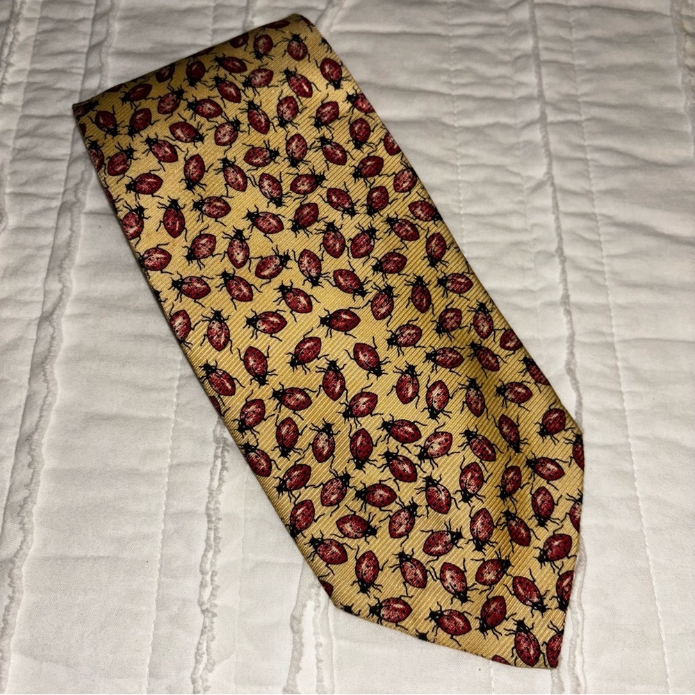 The Locker Room Men’s Silk Tie Ladybug Print